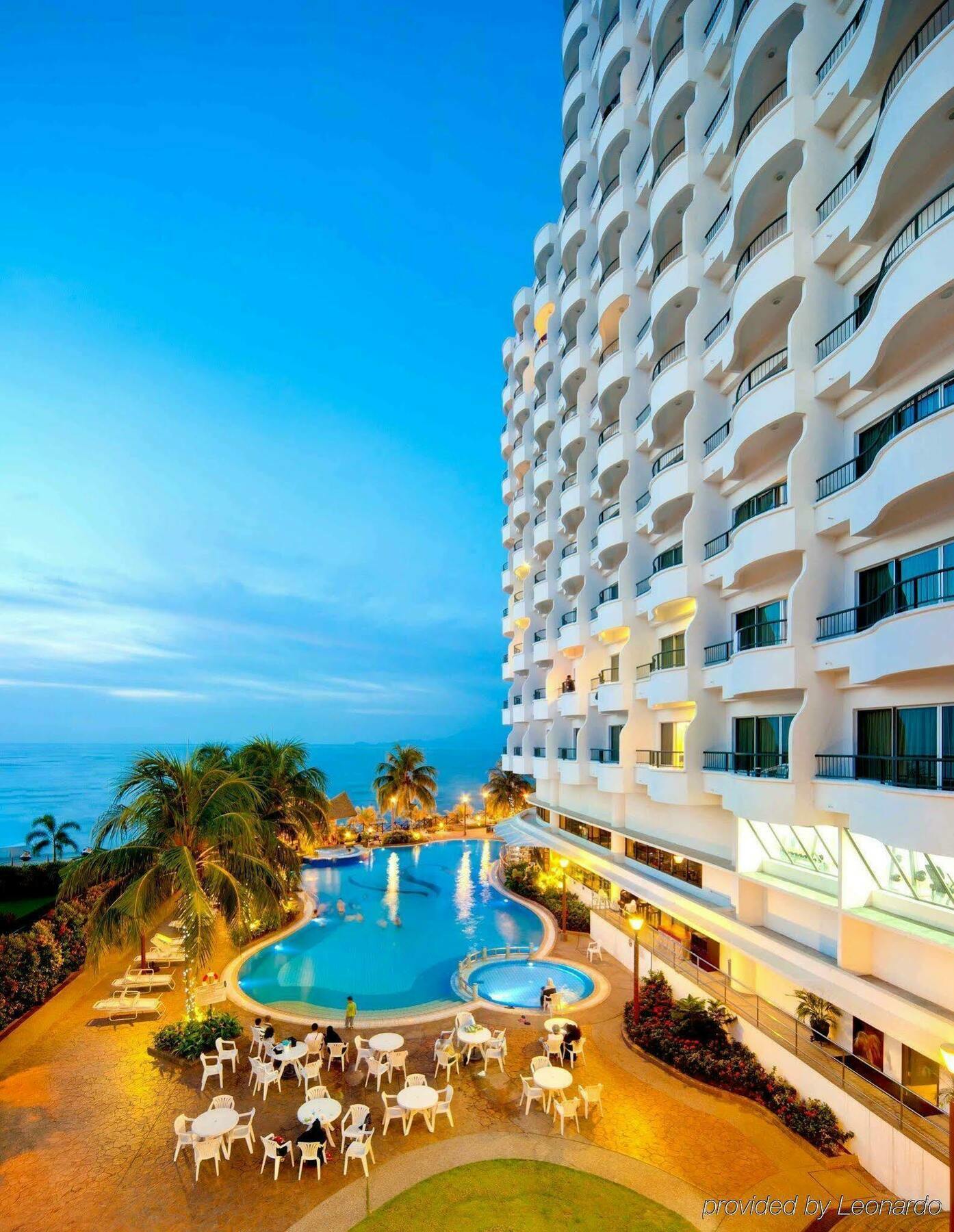 Hotel Flamingo By The Beach, Penang 4*